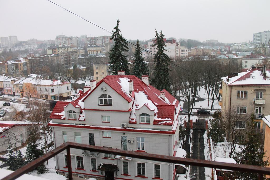 Modern Apartment On Mechnikova Street 18 Lviv Exterior photo